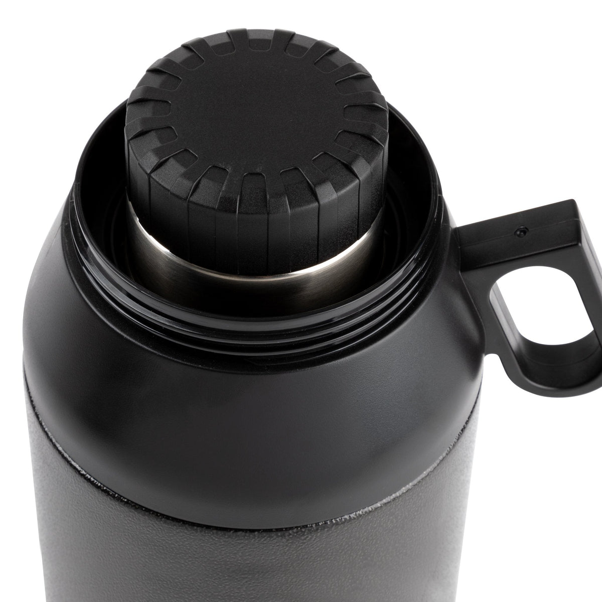 64-oz-stack-growler-c4 32699-WEB_05_52636609-521a-4e7e-b8db-ed464b138d17.jpg