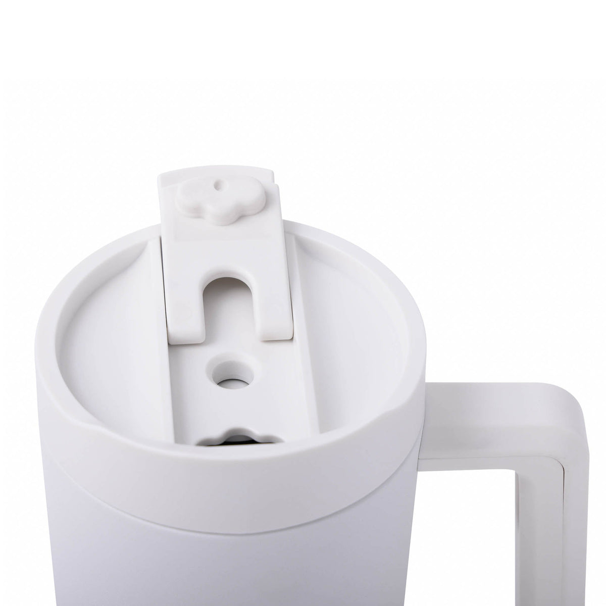 40-oz-top-tumbler-s7 CoreHome_MannaHydration_Whites_Raw-51.jpg
