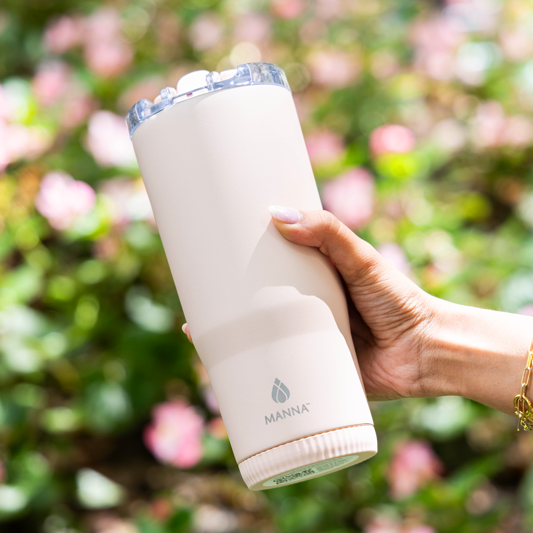 30-oz-groove-tumbler-i2 Core_Home_Manna_Lifestyle_AUG_13-11.png