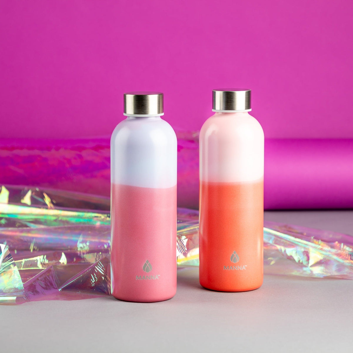 26-oz-color-changing-orbit-bottle-y4 MAN_Color_Changing_Orbit_04_1f51939e-4449-4700-b55a-0aef7e03d837.jpg