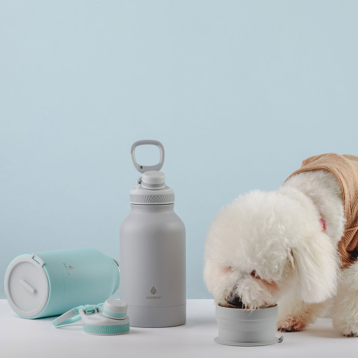 46-oz-rover-bottle-i1 WEB_156A7390_2b12558f-2e11-4712-881b-a120febc680c.jpg
